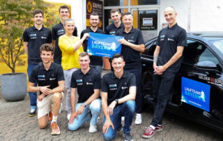 Athleten des Laufteam Bayerns mit Sponsoren Frau Schnappauf